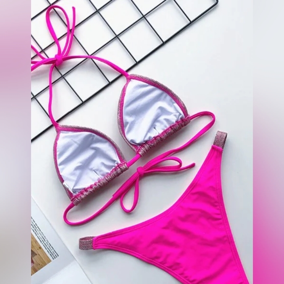 🌸 Hot Pink Sequined String Bikini - Picture 2 of 15